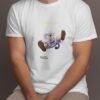 male-model-wearing-white-tshirt-in-a-studio-pose5-00208 (11) LUFFY image