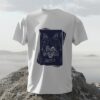 3d-tshirt-mockup-on-rock-in-front-of-sea-background-0324 (51) white